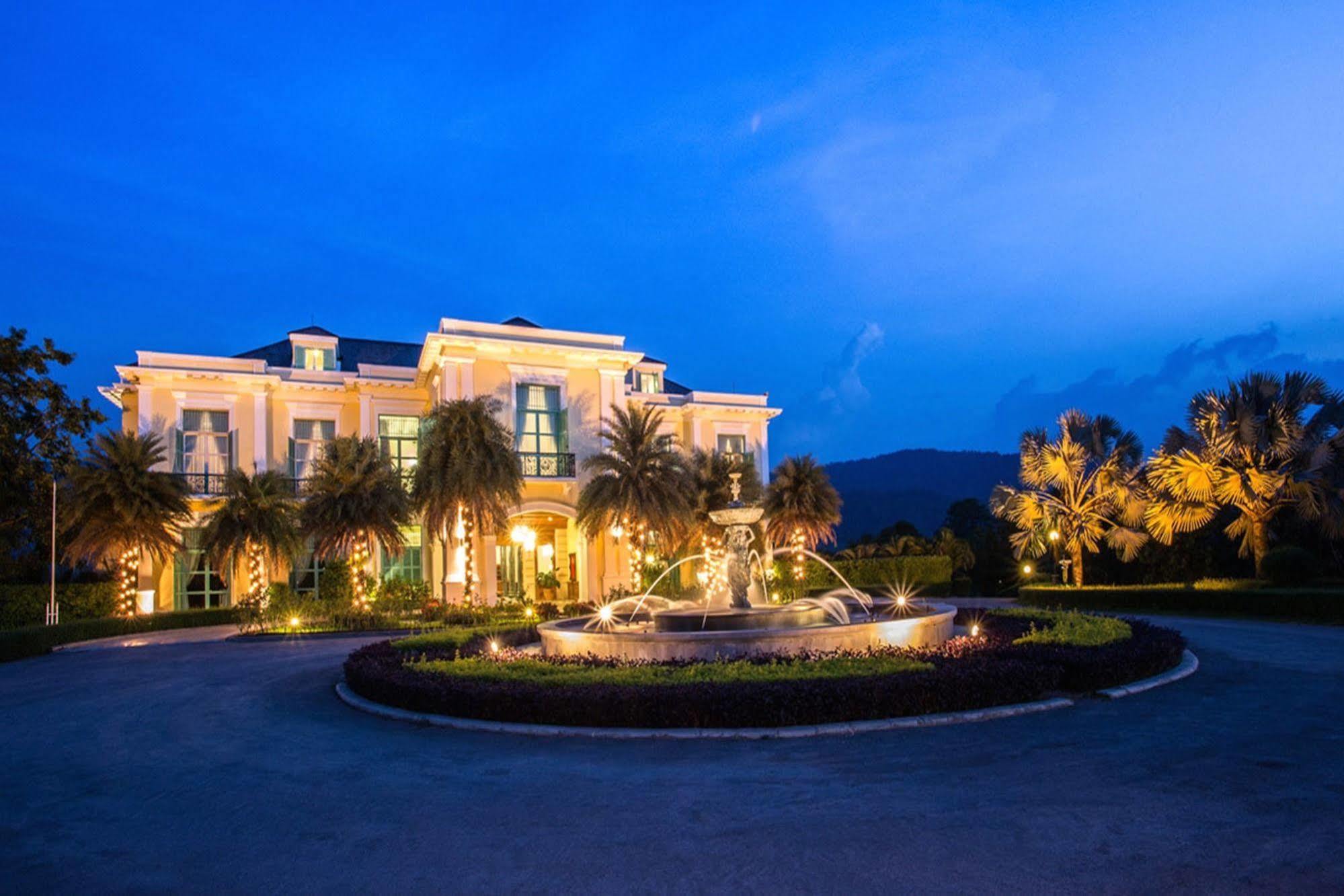 Chateau De Khaoyai Hotel & Resort Pak Chong Extérieur photo