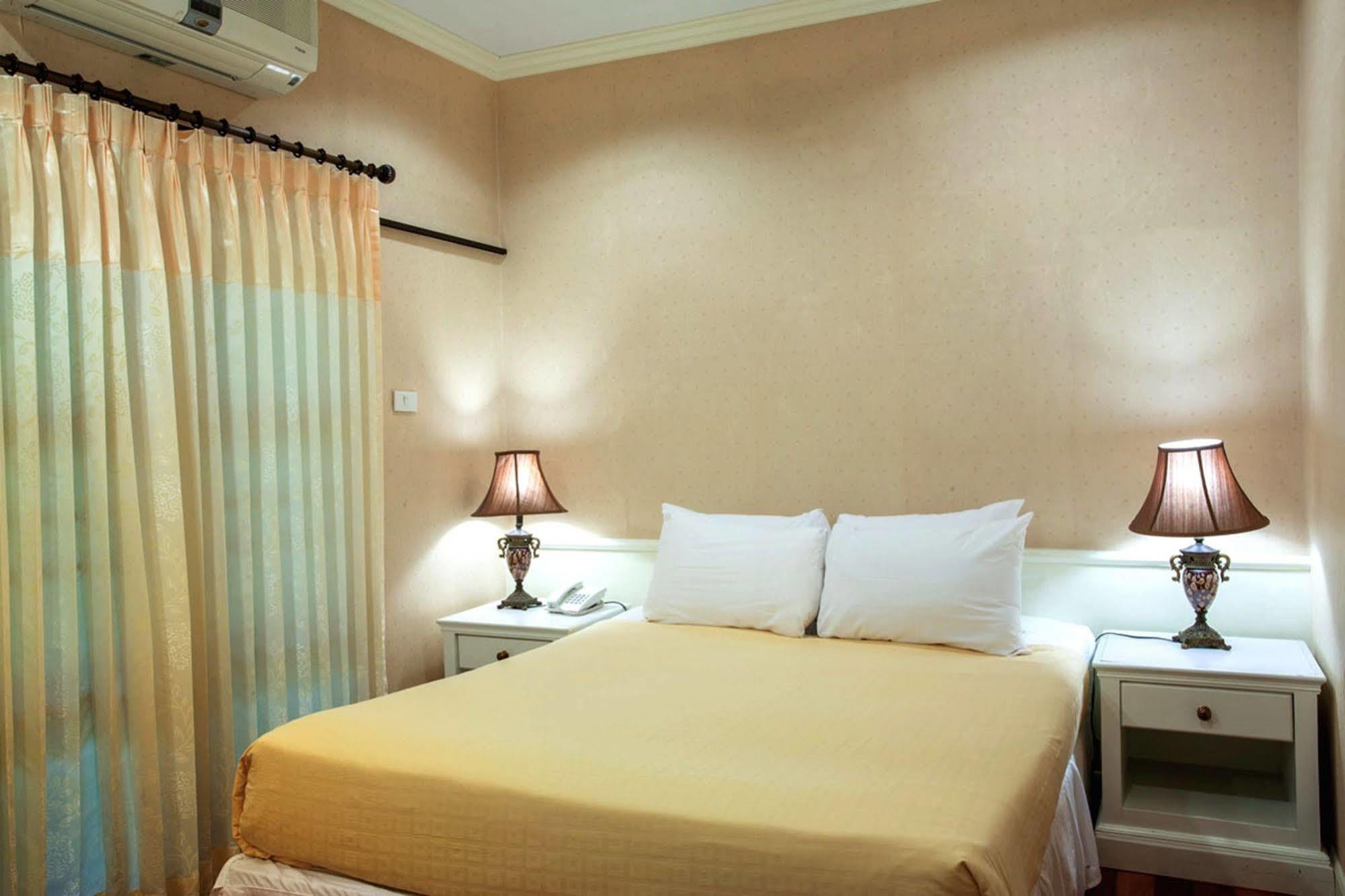 Chateau De Khaoyai Hotel & Resort Pak Chong Extérieur photo