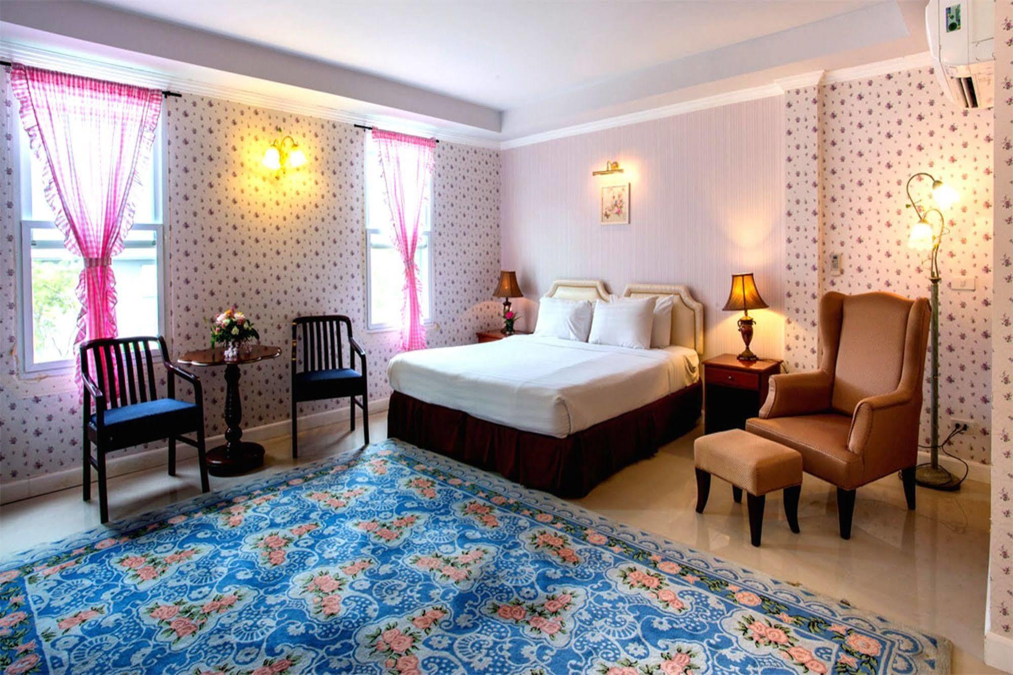 Chateau De Khaoyai Hotel & Resort Pak Chong Extérieur photo