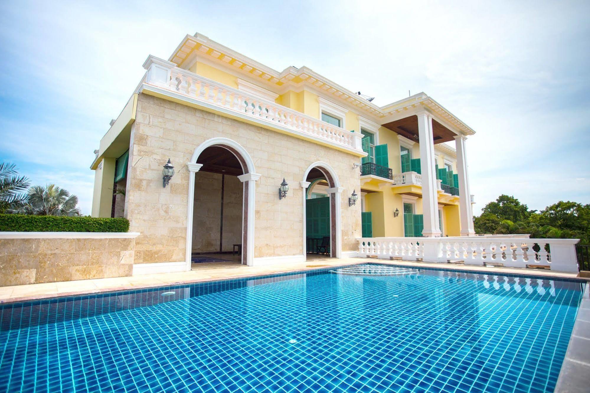 Chateau De Khaoyai Hotel & Resort Pak Chong Extérieur photo
