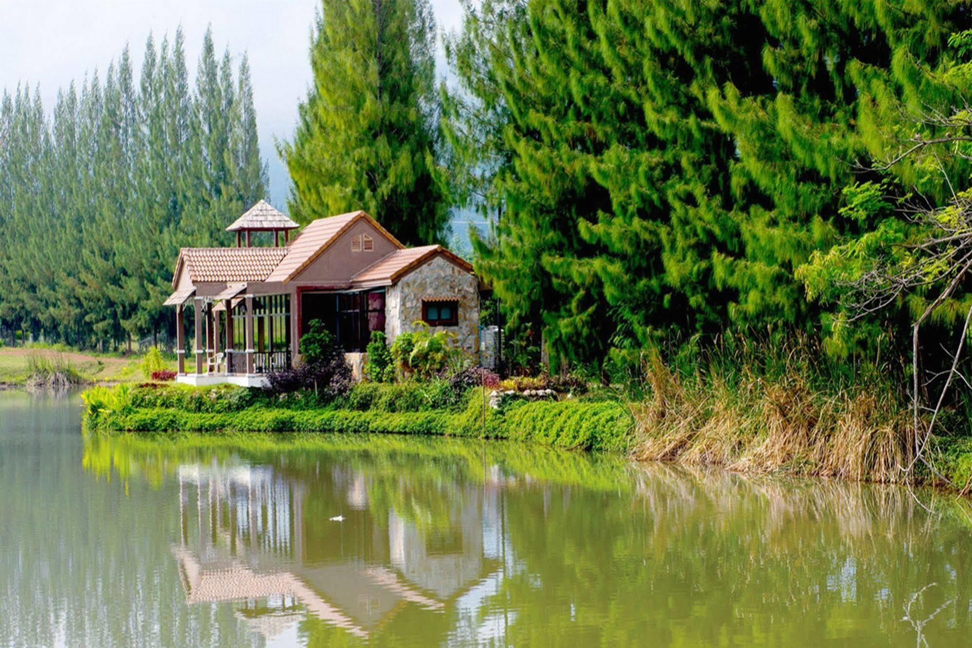 Chateau De Khaoyai Hotel & Resort Pak Chong Extérieur photo